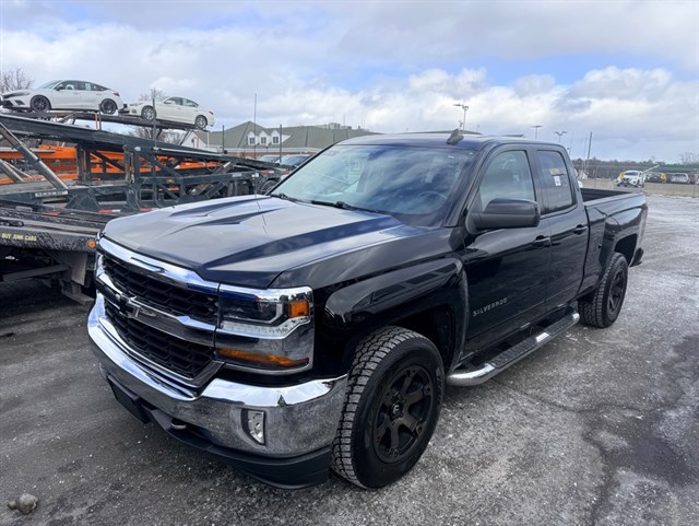 2017 Chevrolet Silverado 1500 LT's photo