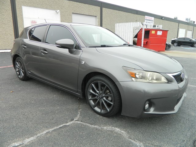 2013 Lexus CT Base's photo