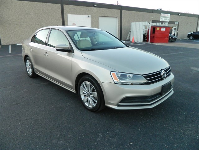 2015 Volkswagen Jetta SE's photo