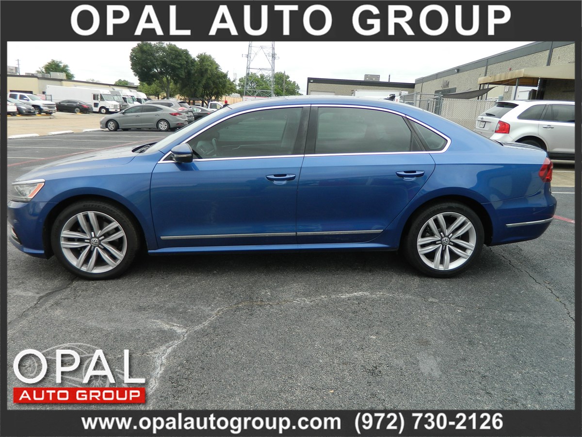 2017 Volkswagen Passat SEL Premium - Photo 4