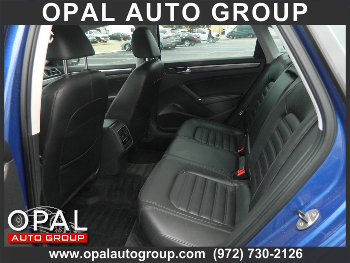 2017 Volkswagen Passat SEL Premium - Photo 12