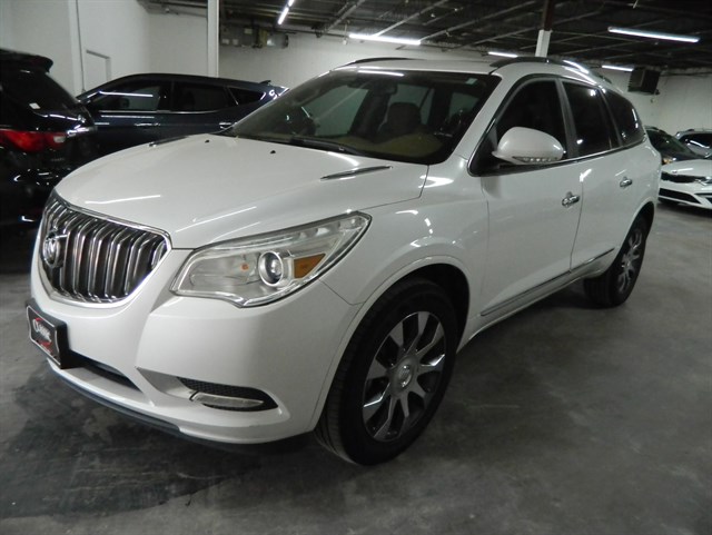 2017 Buick Enclave Premium's photo