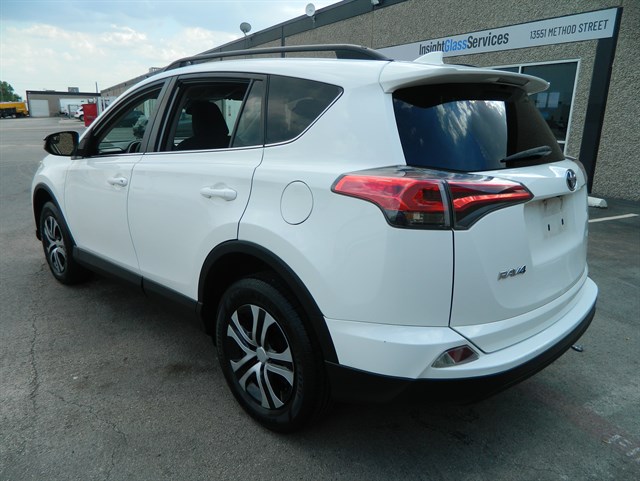 Toyota RAV4 photo 5