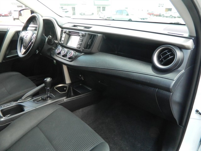 Toyota RAV4 photo 15