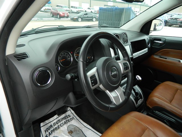 Jeep Compass photo 12