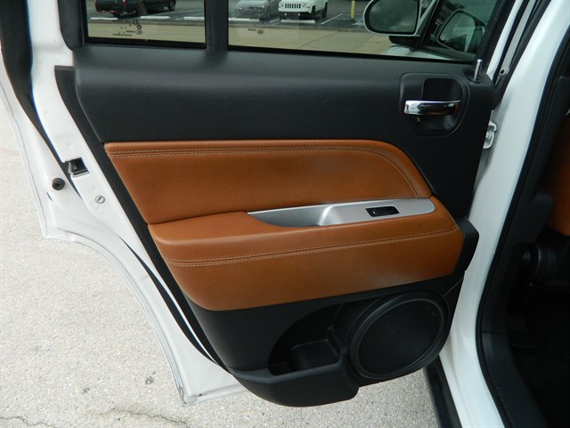Jeep Compass photo 14