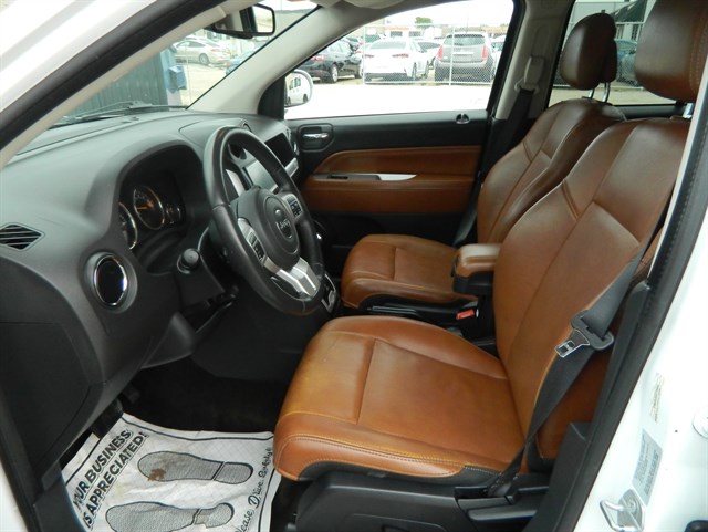 Jeep Compass photo 13