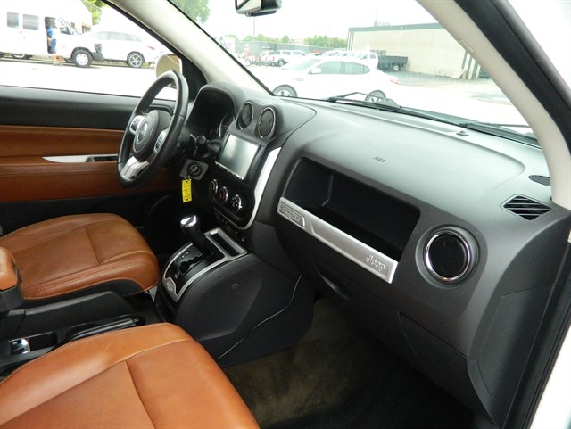 Jeep Compass photo 19