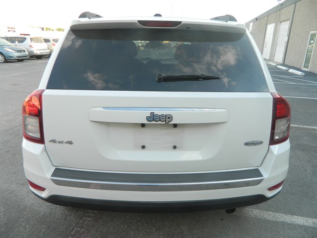 Jeep Compass photo 6