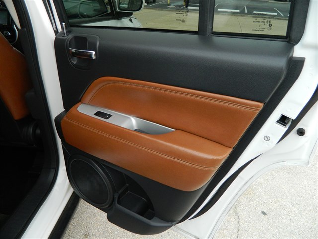Jeep Compass photo 16
