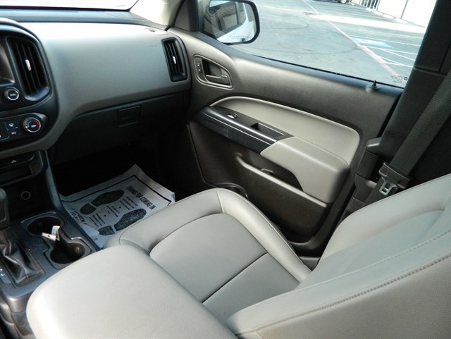 Chevrolet Colorado photo 17