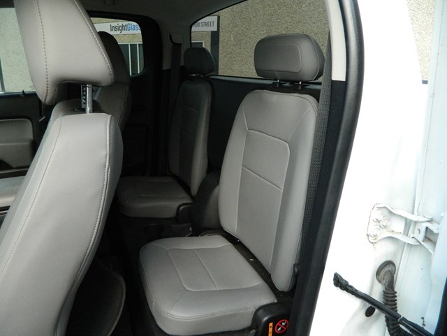 Chevrolet Colorado photo 14
