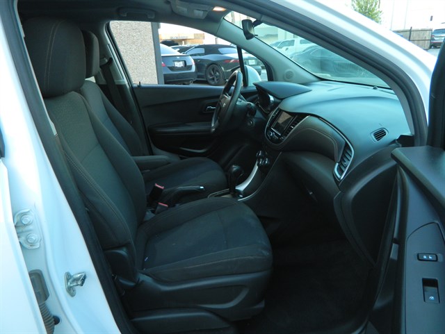 Chevrolet Trax photo 24