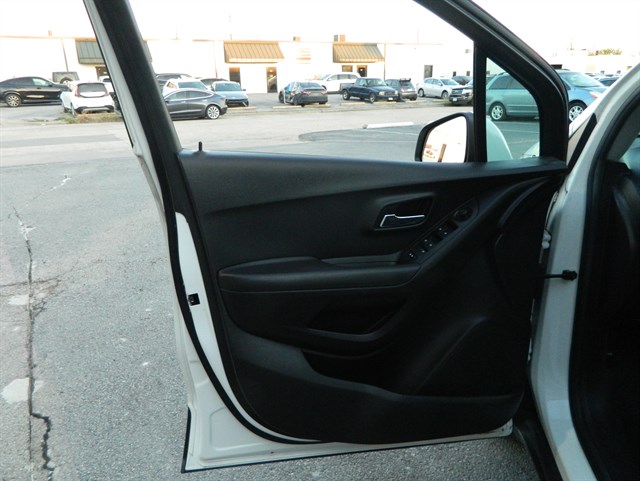 Chevrolet Trax photo 9