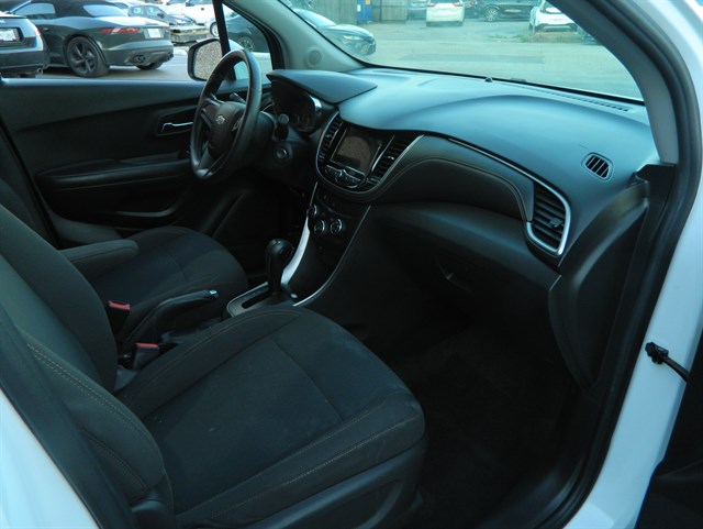 Chevrolet Trax photo 25