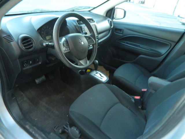 Mitsubishi Mirage G4 photo 13