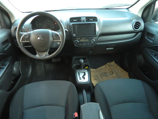 Mitsubishi Mirage G4 photo 20