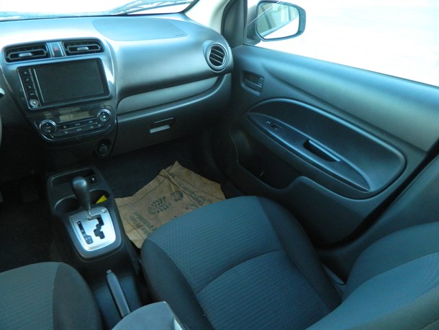 Mitsubishi Mirage G4 photo 21