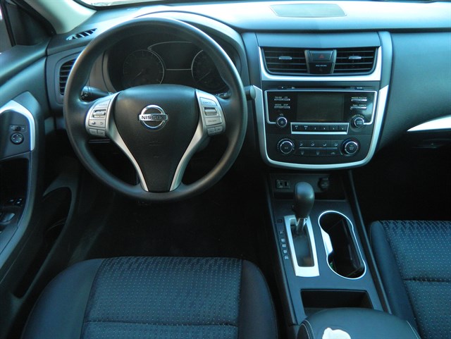 Nissan Altima photo 26
