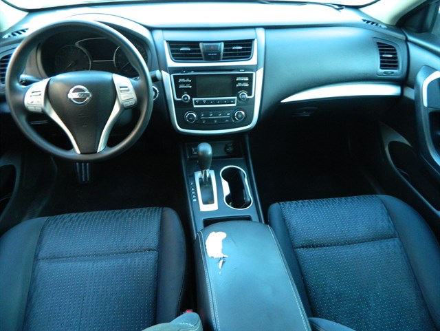 Nissan Altima photo 20