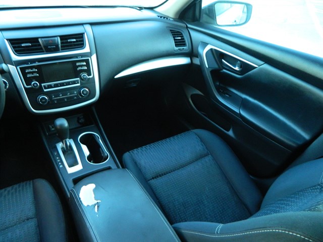Nissan Altima photo 21