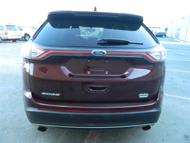 Ford Edge photo 6