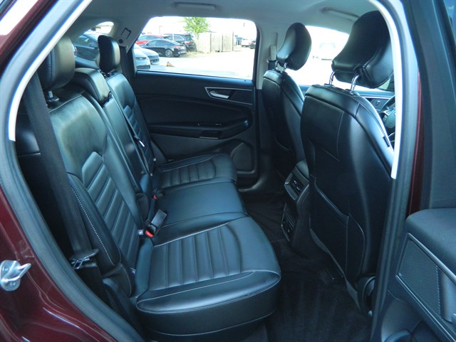 Ford Edge photo 15