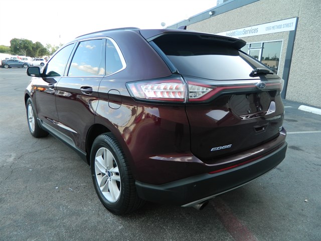 Ford Edge photo 5