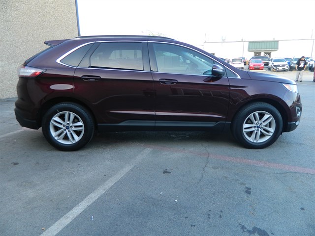 Ford Edge photo 9