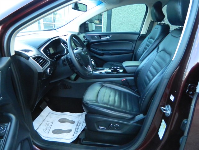 Ford Edge photo 12