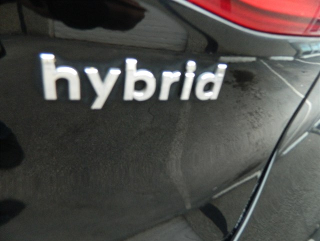 Hyundai Ioniq photo 32