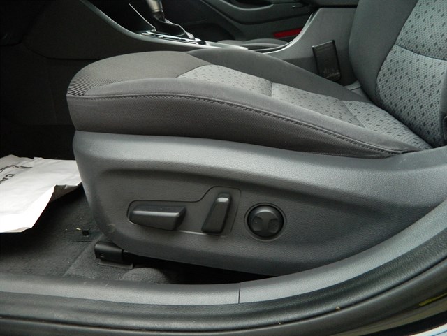 Hyundai Ioniq photo 14