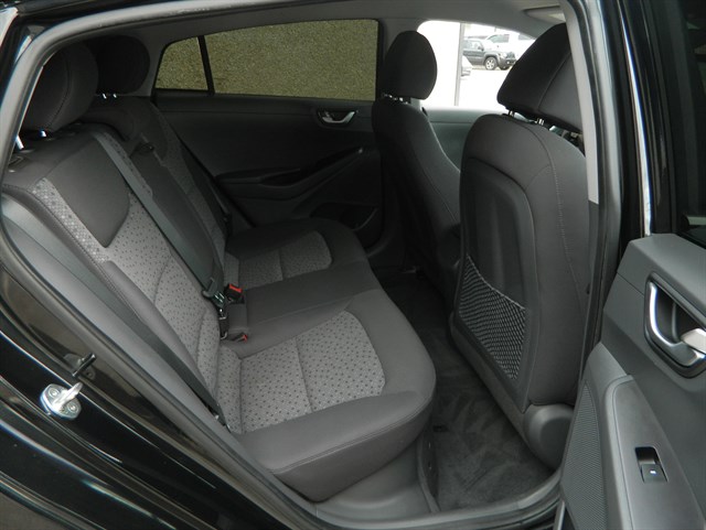 Hyundai Ioniq photo 26
