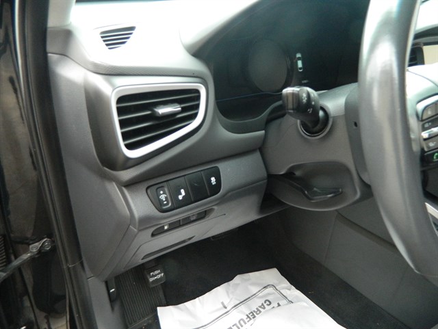Hyundai Ioniq photo 11