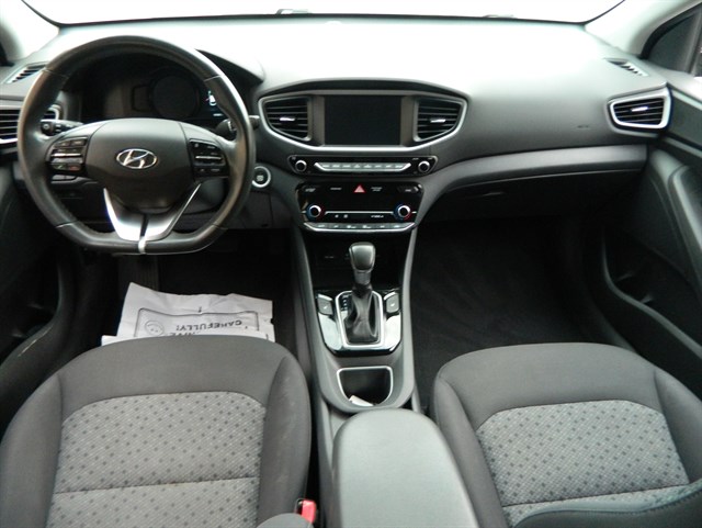 Hyundai Ioniq photo 20
