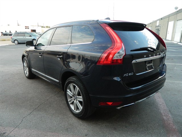Volvo XC60 photo 5