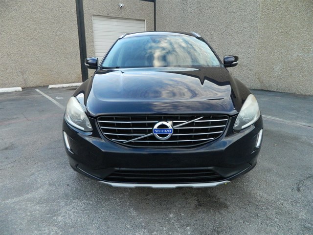 Volvo XC60 photo 2