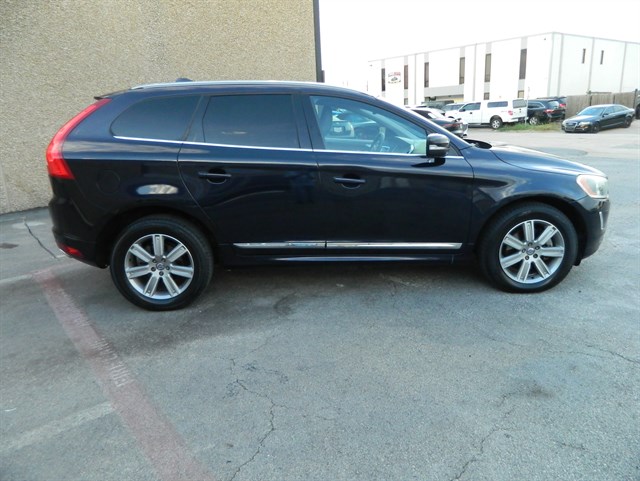 Volvo XC60 photo 8