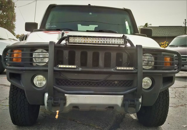 2009 Hummer H3 Base's photo