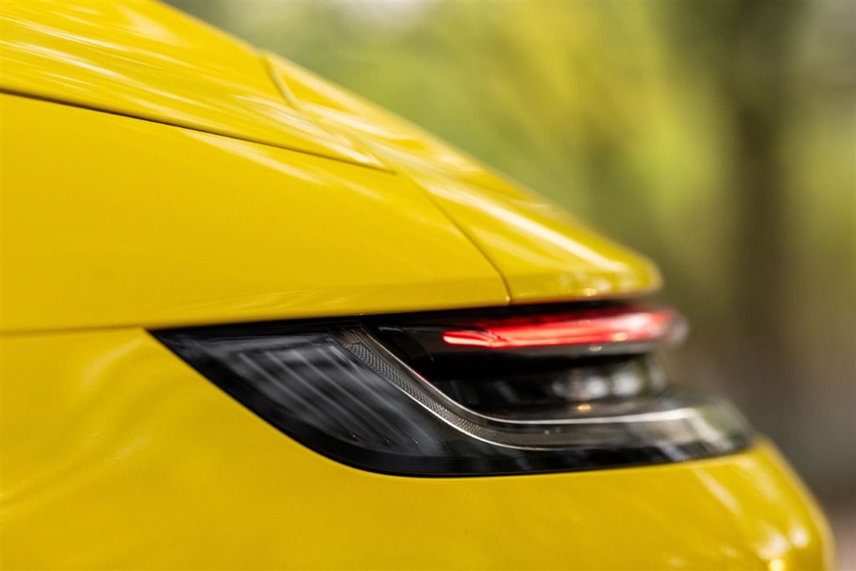 2024 Porsche 911 Targa photo 4