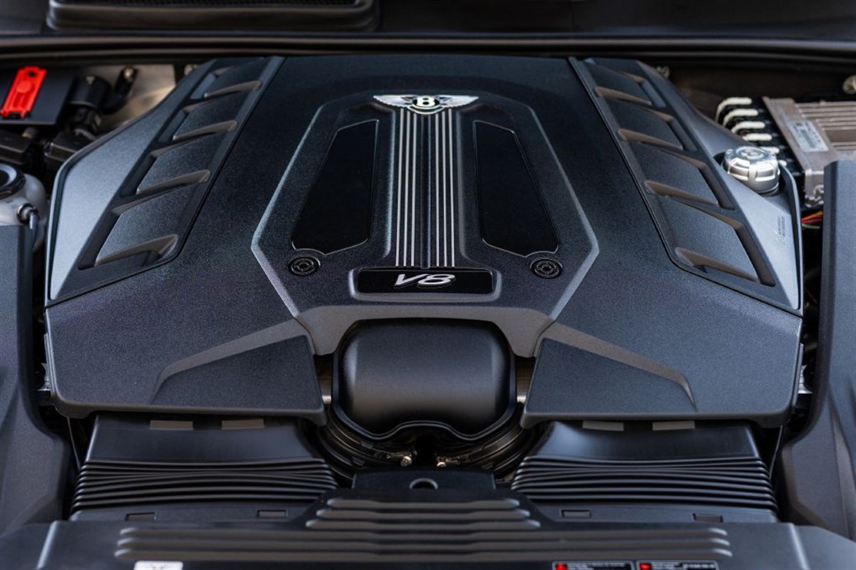 2021 Bentley Bentayga V8 photo 57
