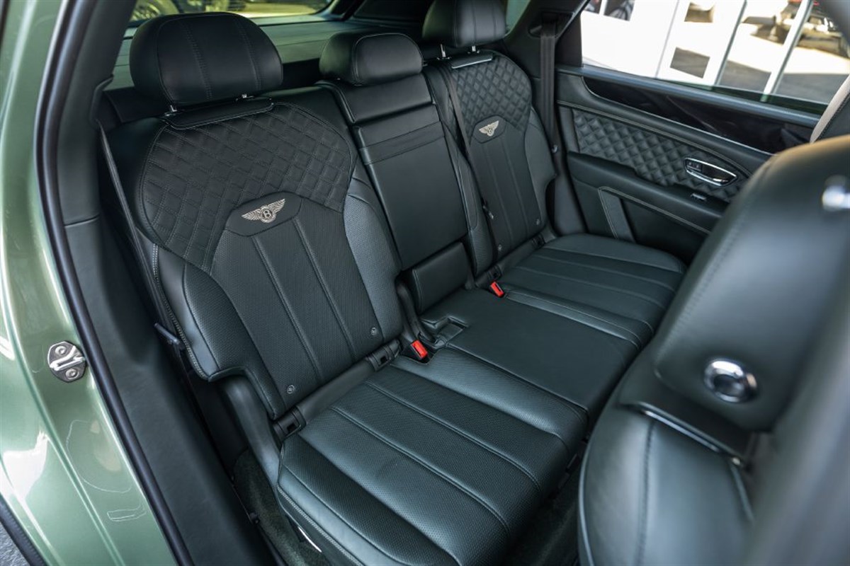 2021 Bentley Bentayga V8 photo 35