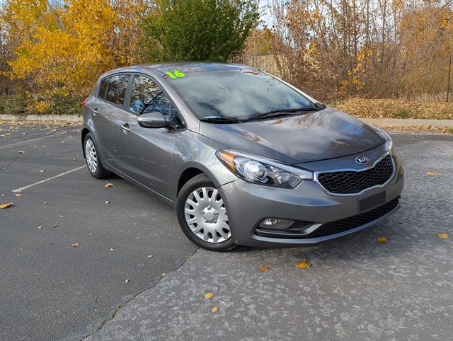 2016 Kia Forte5