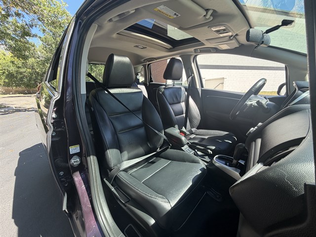 2015 Honda Fit EX-L - Photo 19