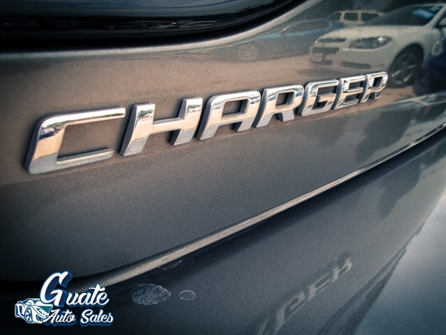 Dodge Charger photo 14