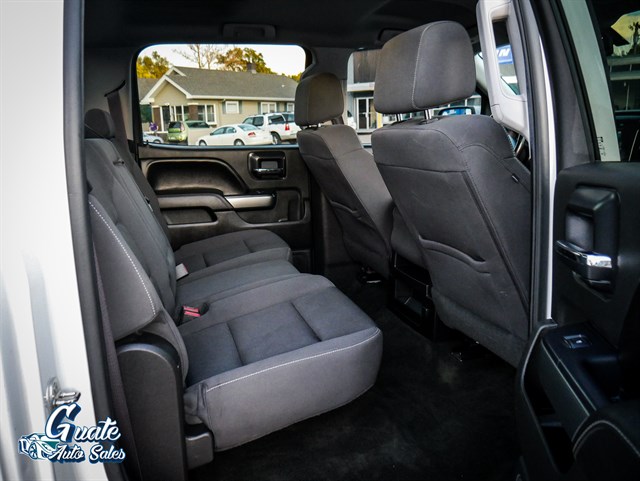 Chevrolet Silverado photo 19