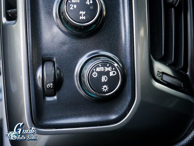 Chevrolet Silverado photo 8