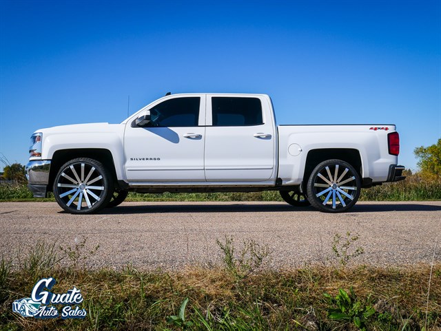Chevrolet Silverado photo 14