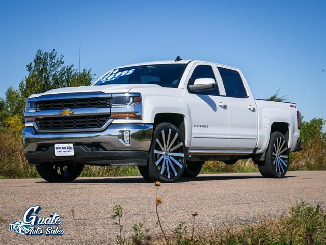 Chevrolet Silverado photo 3