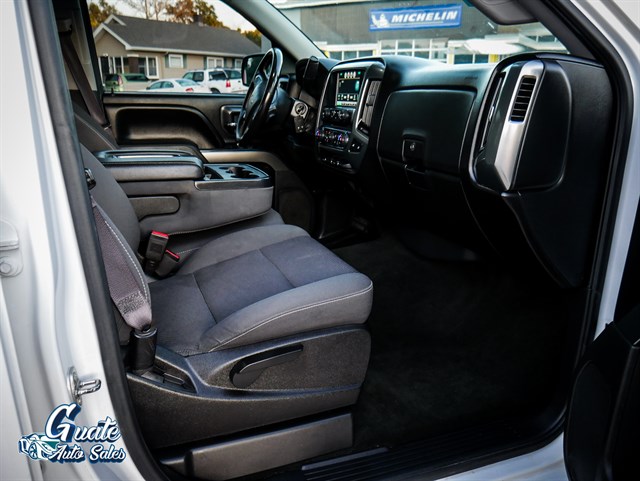 Chevrolet Silverado photo 18